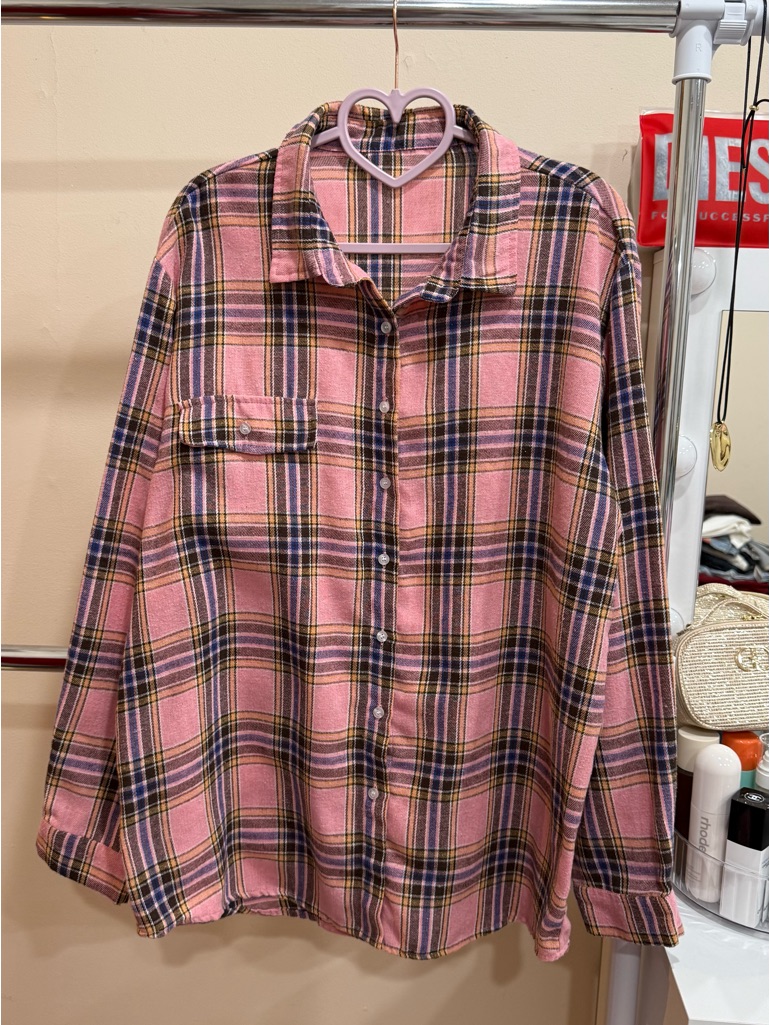Pink Plaid Button-Up Shirt (Size M)
